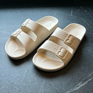 Freedom Moses Two Band Slides in Sand